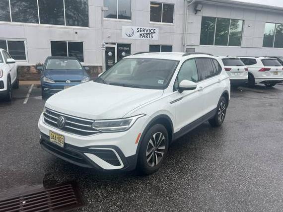 VOLKSWAGEN TIGUAN 4MOTION 2024 3VVFB7AX4RM135874 image